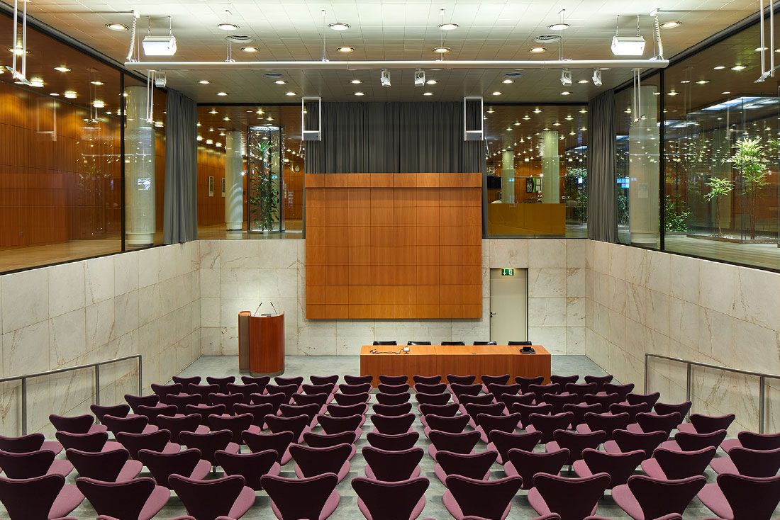 Arne Jacobsen Haus Auditorium